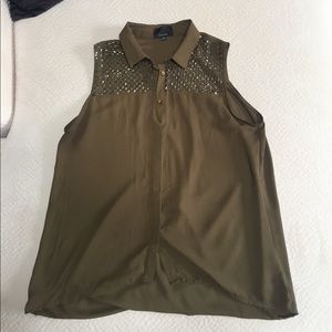 Studded open back high-low button down