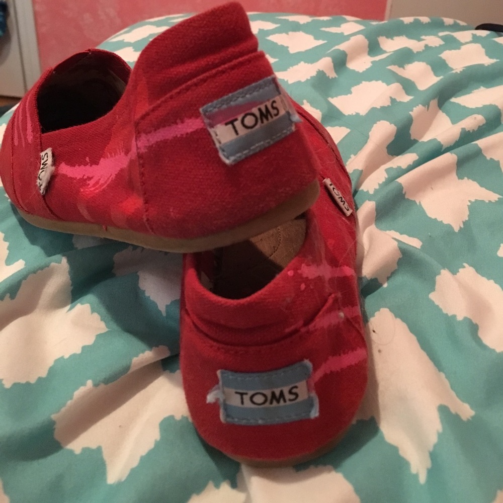 TOMS: PERFECT SUMMER SHOES!
