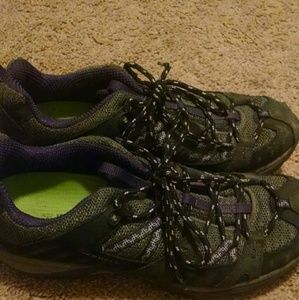 Women's Merrell low top light hiking shoes