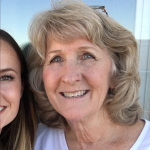 Meet your Posher, Debra