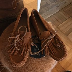 Zara leather shoes never worn