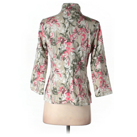 CLEARANCE Chico's Lightweight Floral Printed Cotton Jacket - Picture 2 of 3