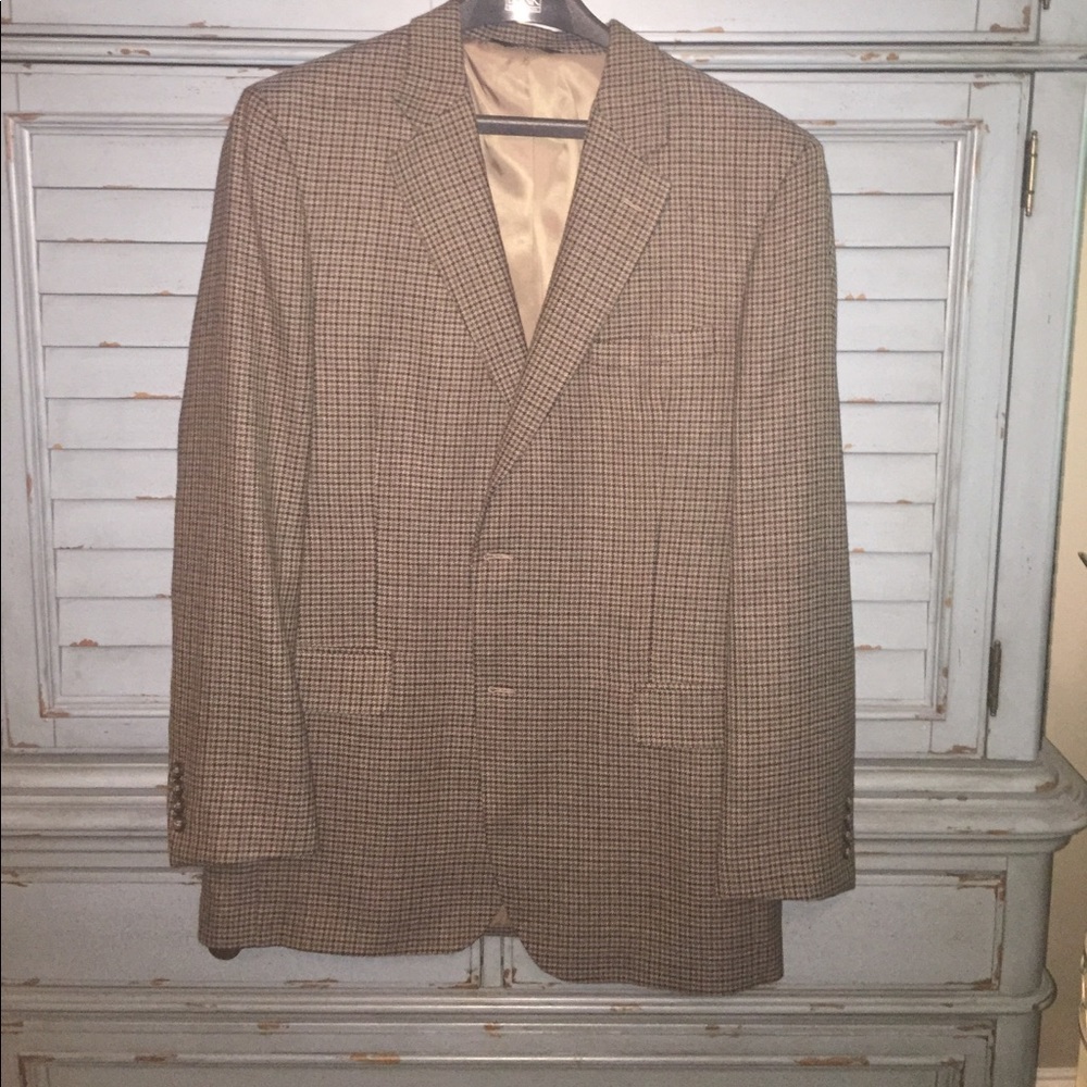 Hounds Tooth sports coat