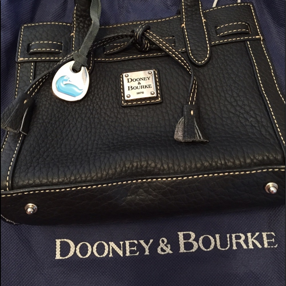 Dooney & Burke