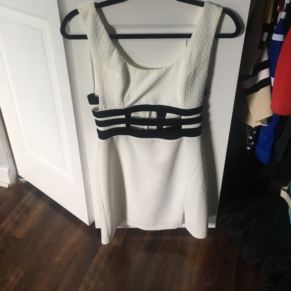 Akira dress black label