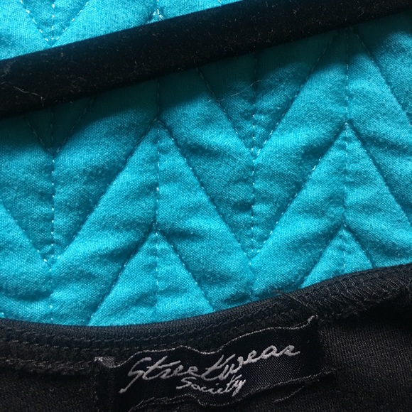 Dress - Picture 4 of 4