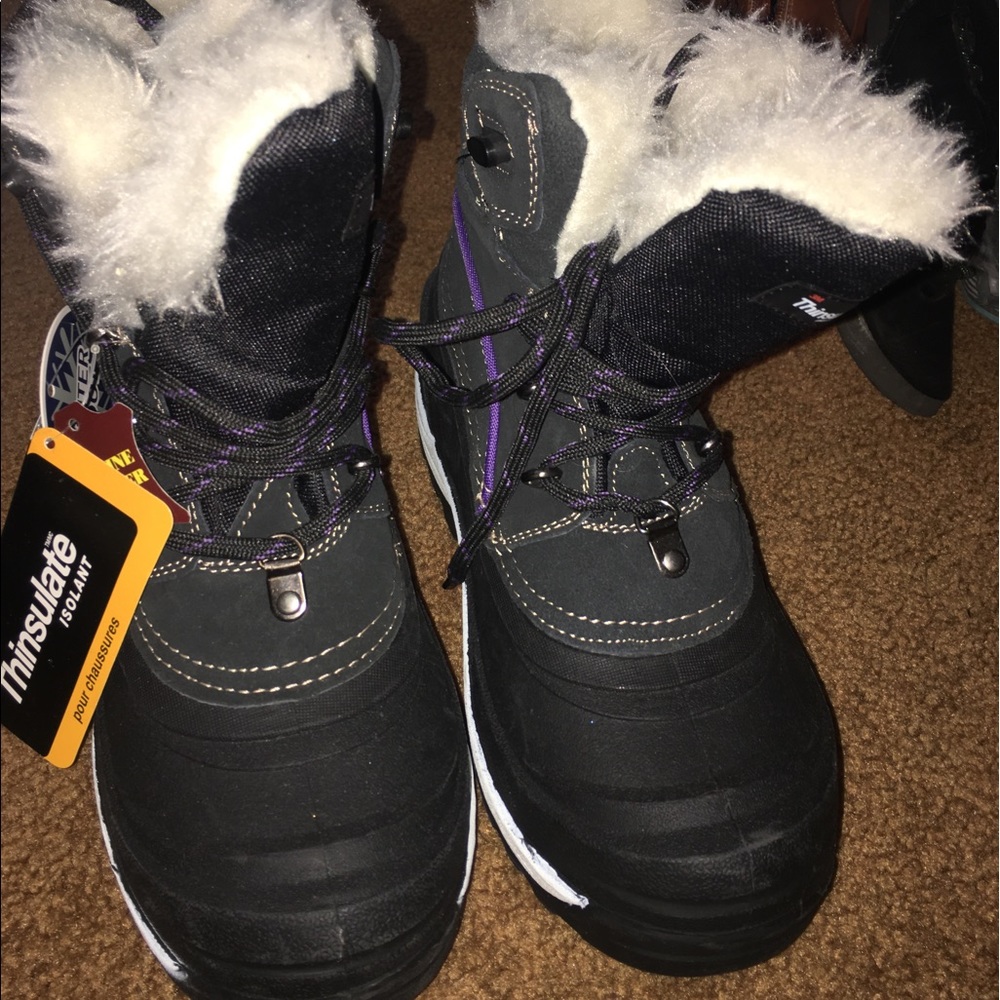 heavy duty winter boots
