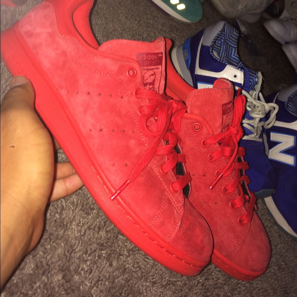 Red Stan smiths