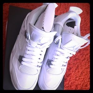 Air Jordan Pure Money 4's