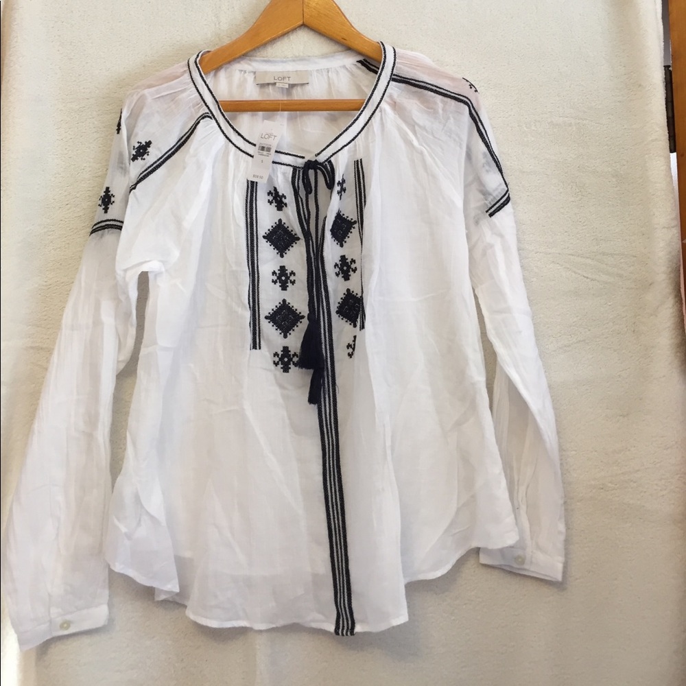 Loft brand new top