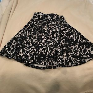 Black and white pattern skirt