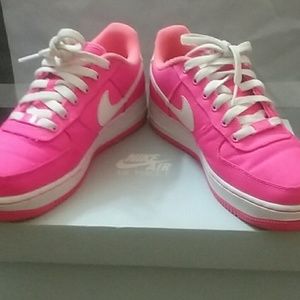 Nike Air Force 1, Hot Pink ,Size 6Y*PRICE FIRM*