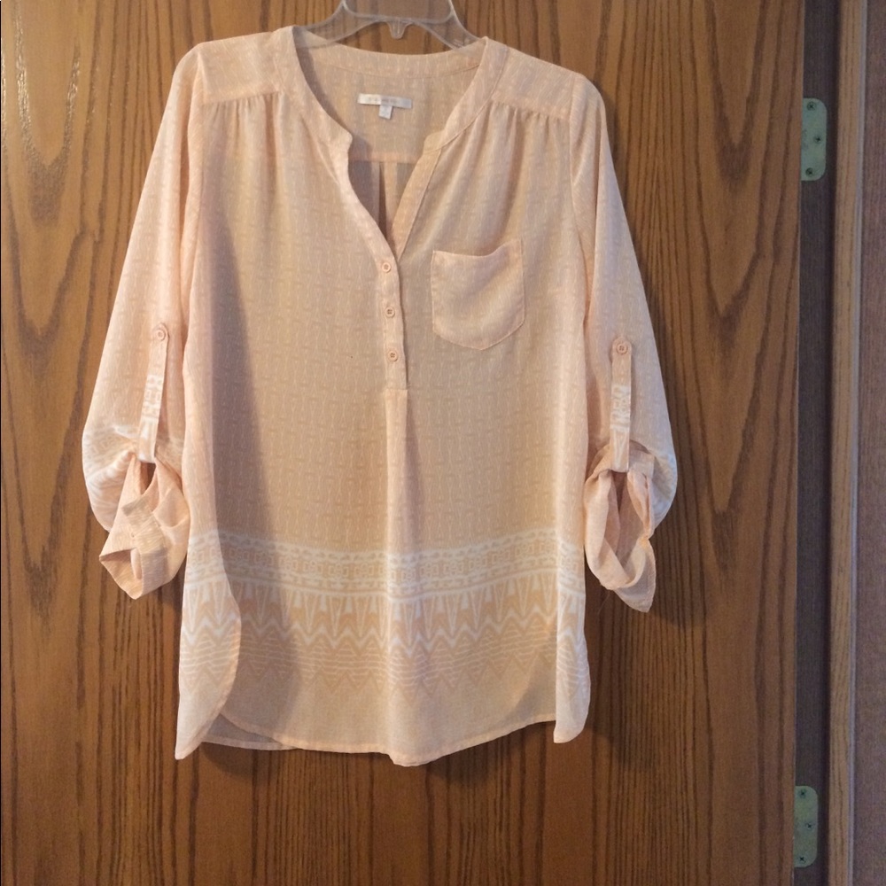 Skies are Blue Small peach blouse