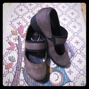 Dansko shoes