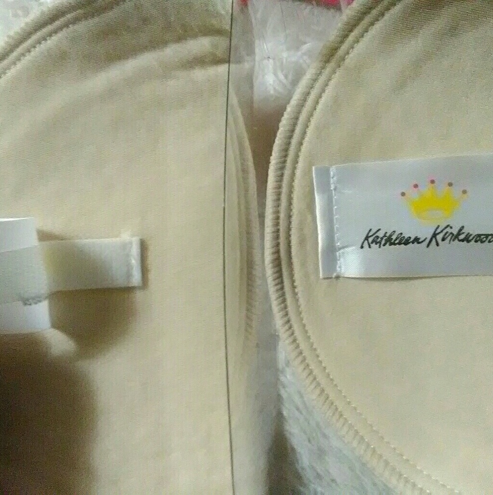 Kathleen Kirkwood ultra thin sholder pads.