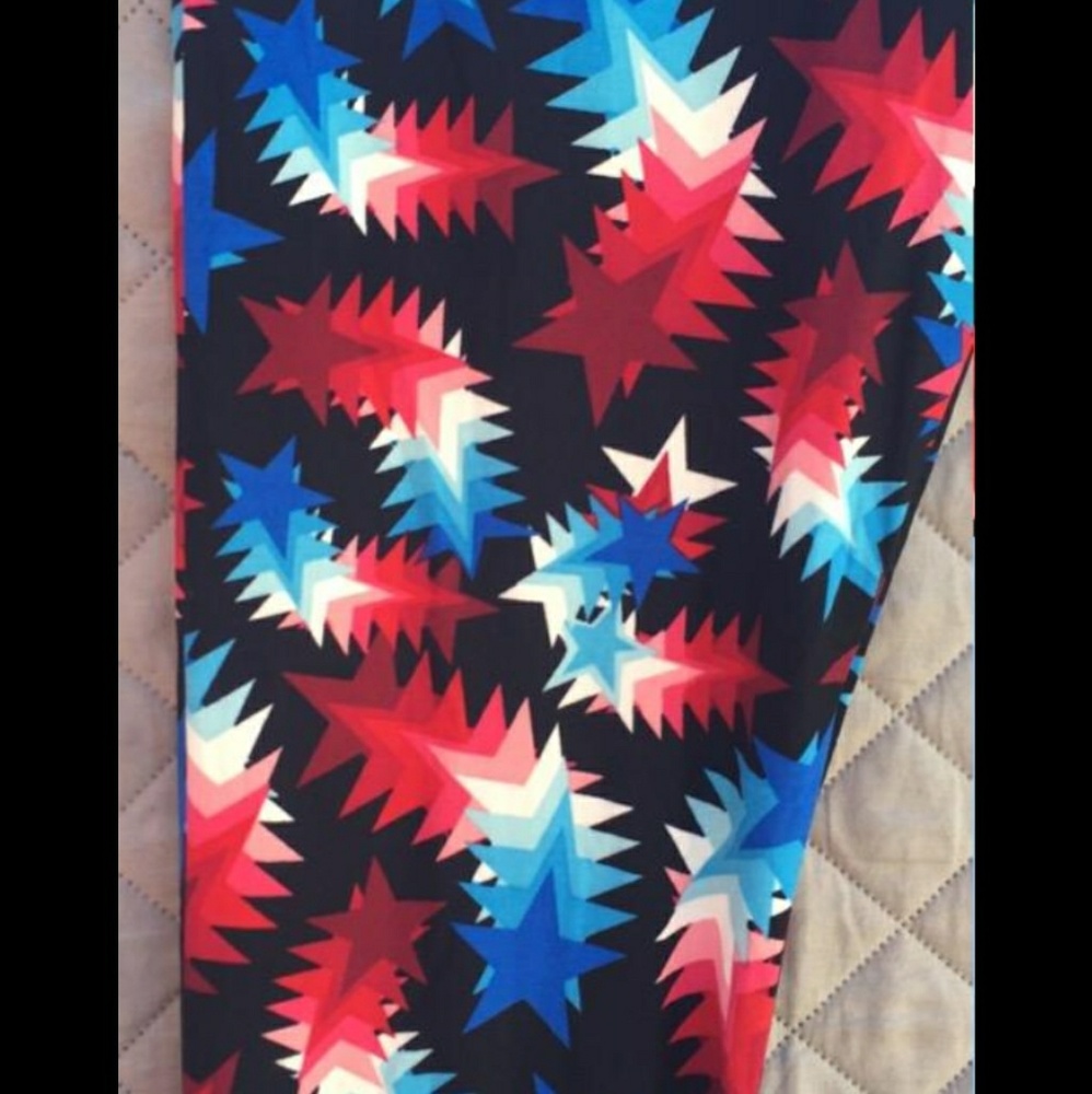 ISO lularoe OS Leggings