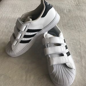 Kids Adidas superstar Shoes