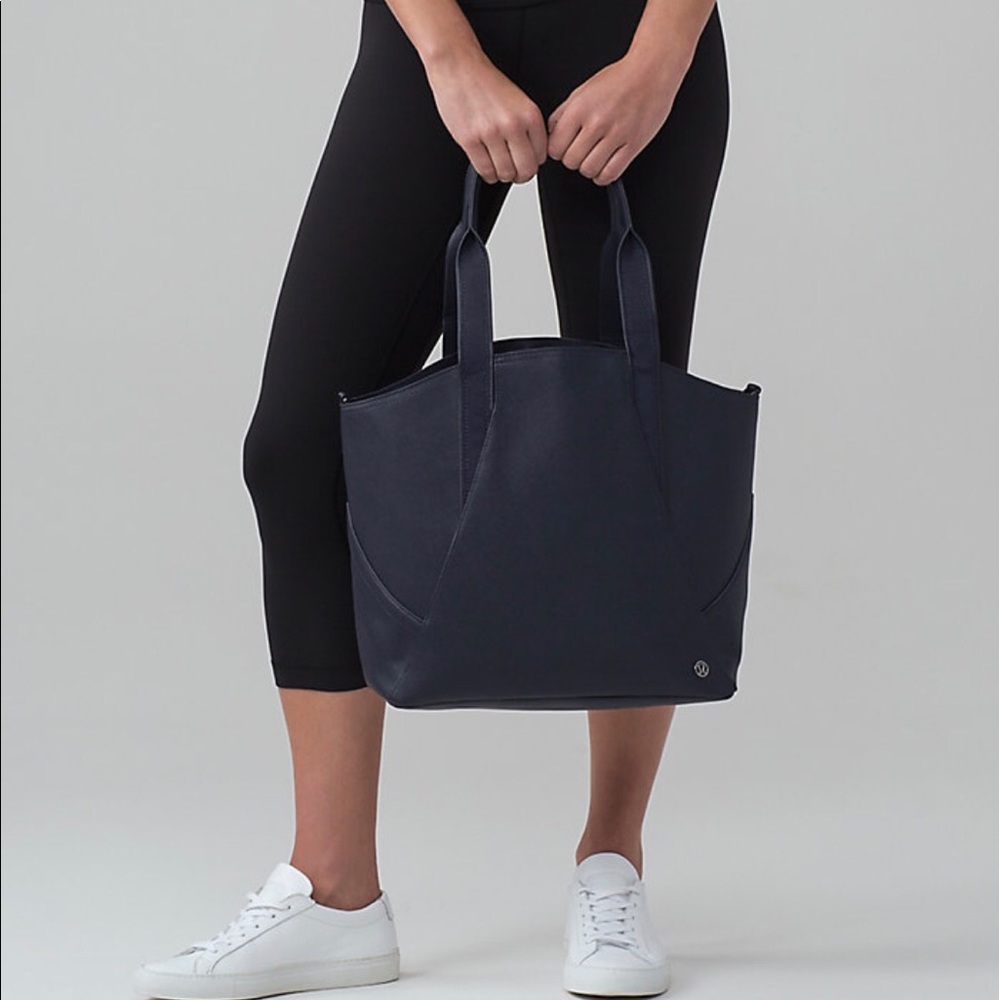 All day tote Lululemon