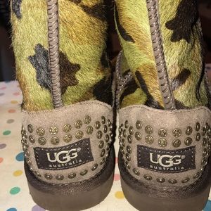 Ugg