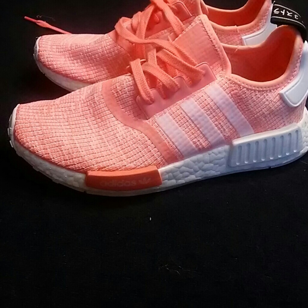 Adidas NMD r1 sunglow women sz. 8 excellent condit