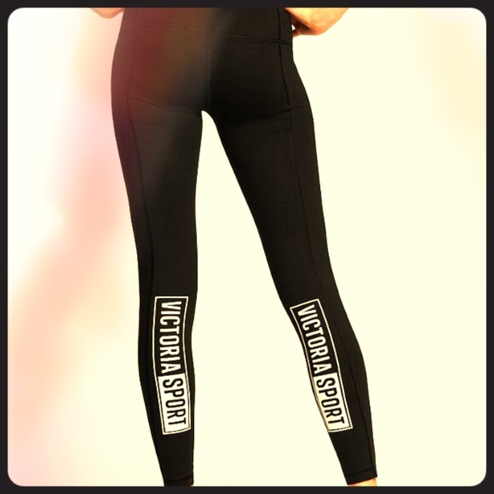 VS Sport Knockout Legging