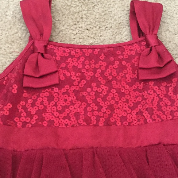 Red ruffly dress - Picture 3 of 4