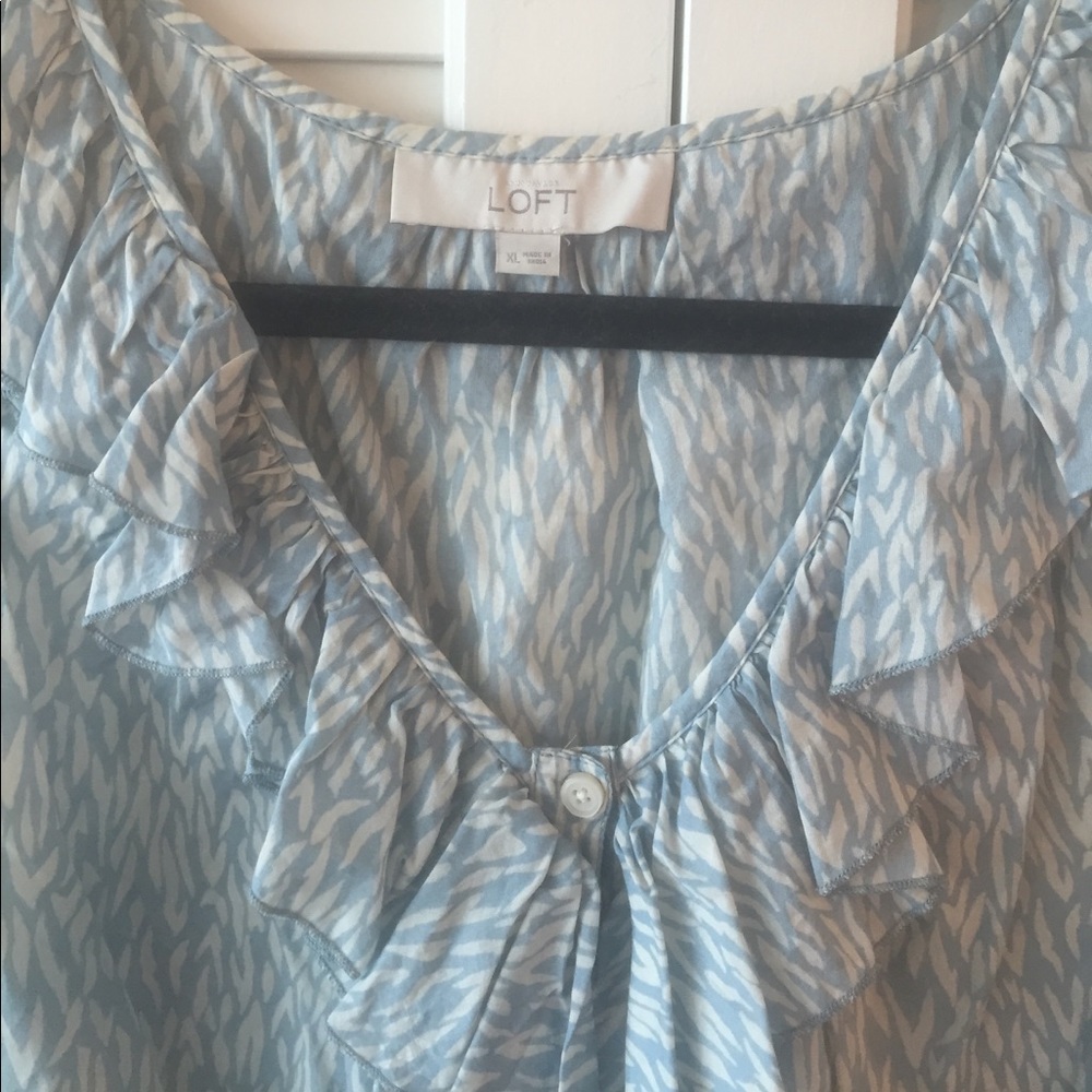 Loft Ruffled Blouse - Picture 3 of 4