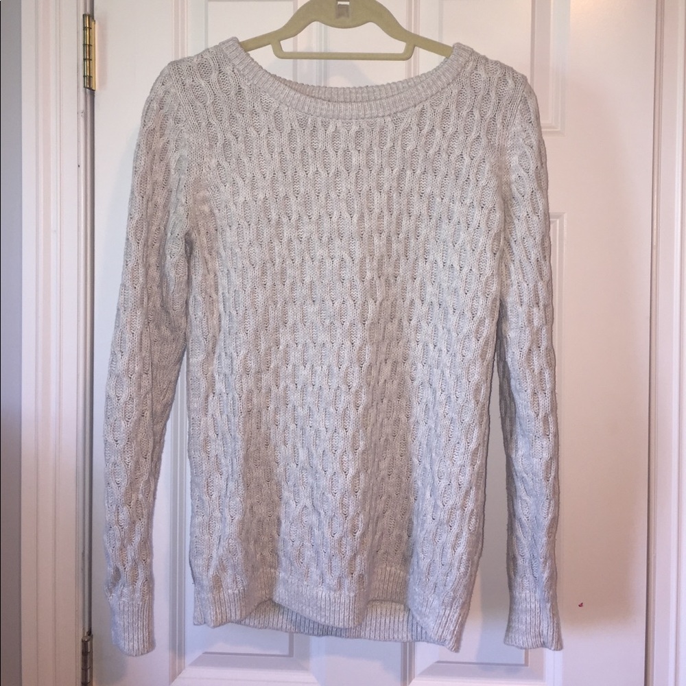 Scoop neck heavyweight sweater