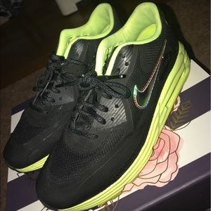 Almost new Nike Air Max Lunar 90 3.0 Black/Volt