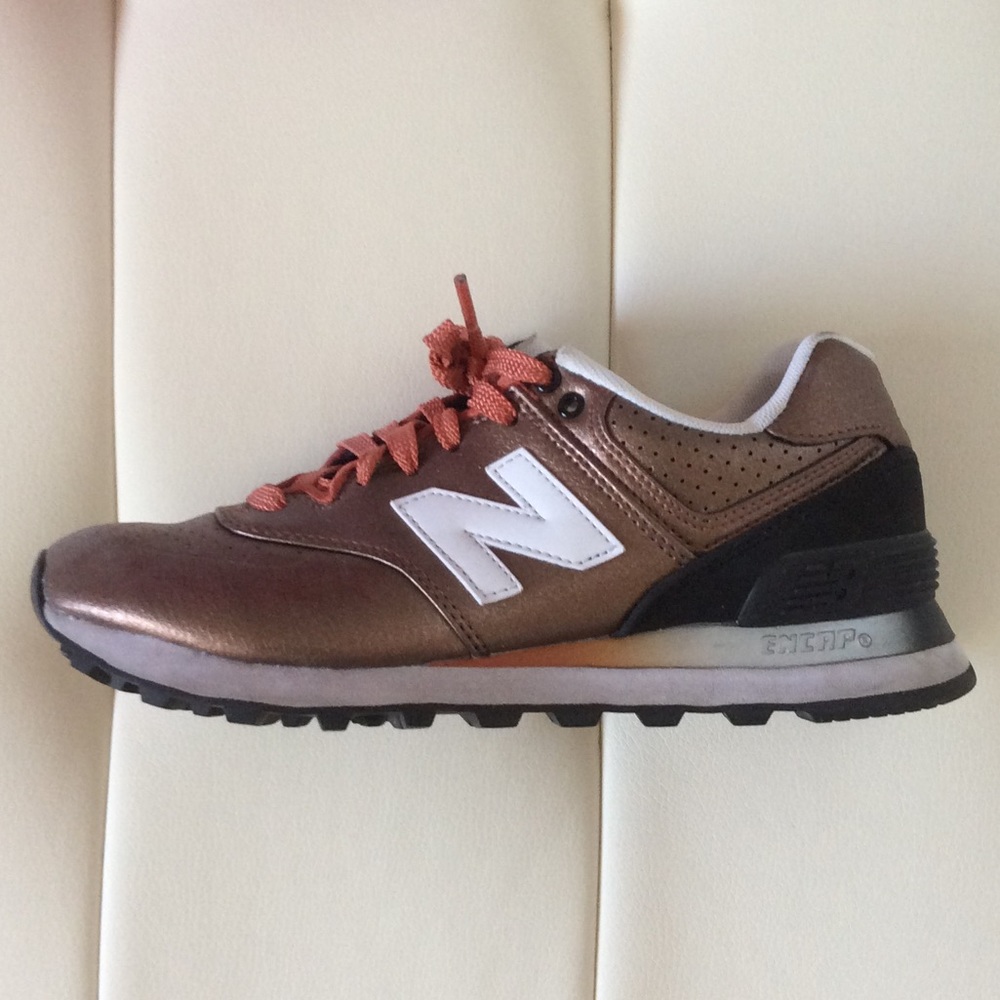 New balance shoes