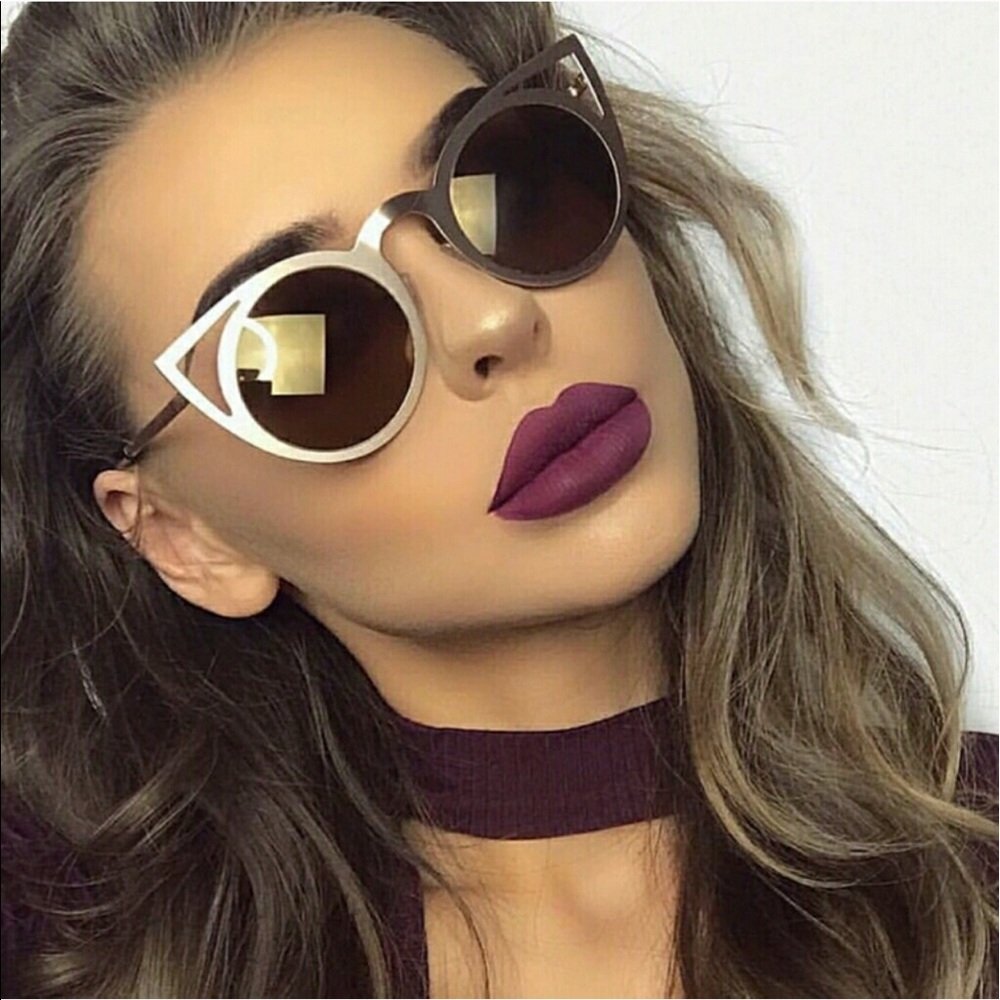 Cat eye sunglasses