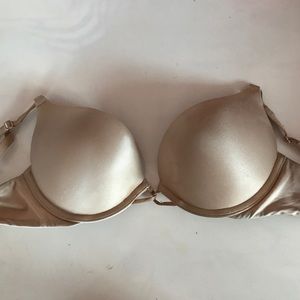 Bombshell push-up bra