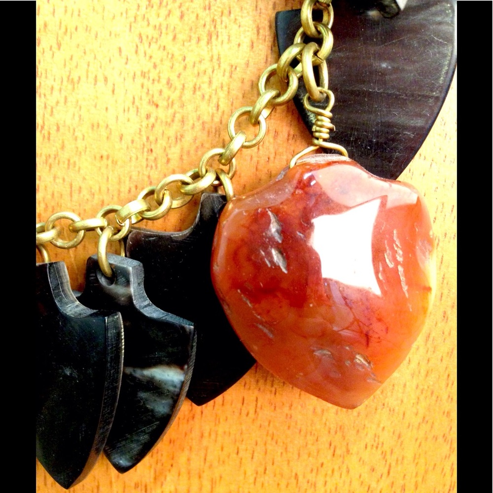 ASHLEY PITMAN Horn/Bronze Necklace - Picture 3 of 4