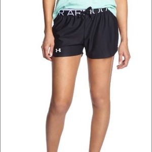 UNDER ARMOUR SHORTS