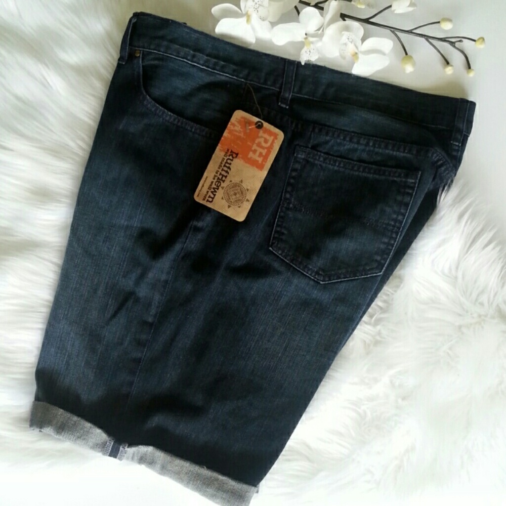 New RUFF HEWN PLUS SHORTS