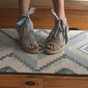 Old navy pinstripe wedges