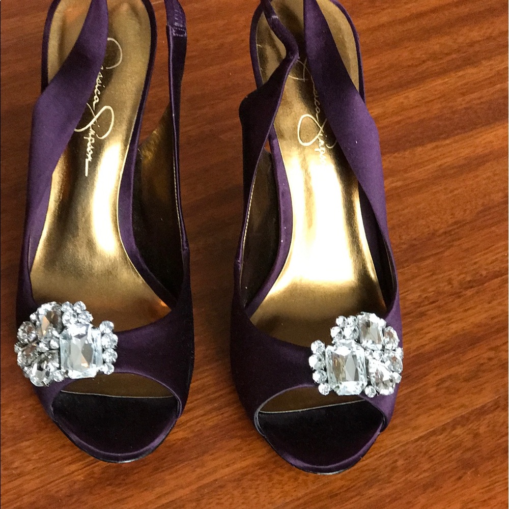 Plum Jessica Simpson Pumps