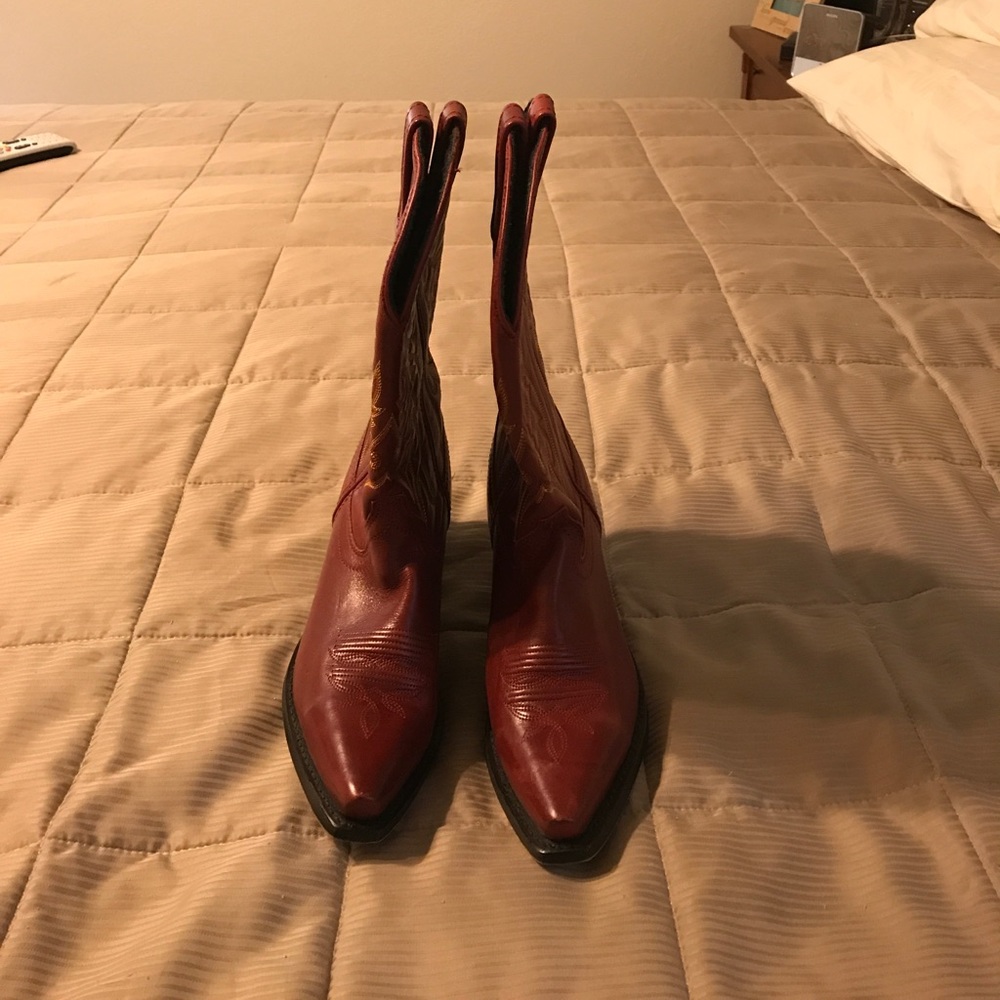Laredo cowboy boots