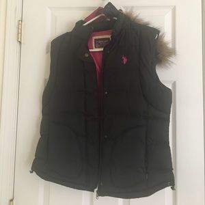 Winter vest with hood