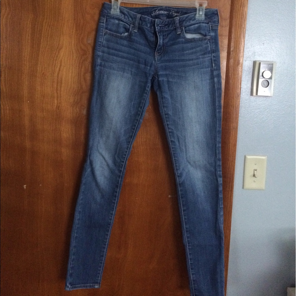 American eagle jeans.