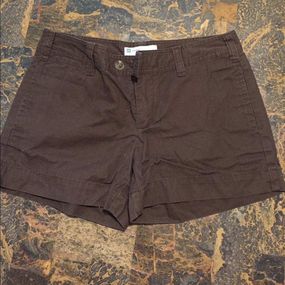 GAP shorts
