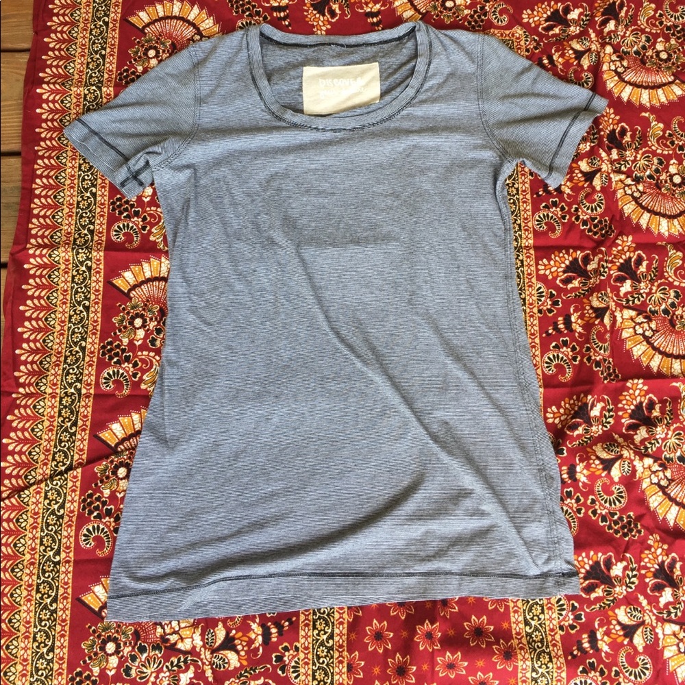 Lululemon Striped Discover Your Future Tee