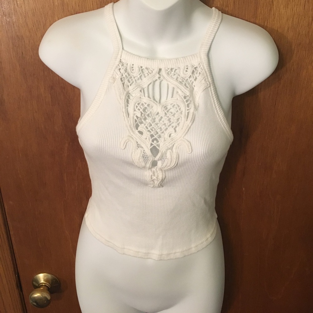 Kendall & Kylie crop top