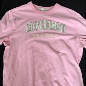 Abercrombie & Fitch - Men's Medium - Pink