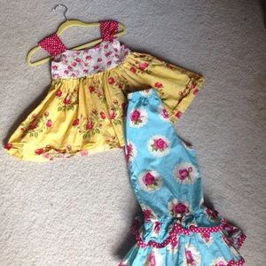 Jelly the pug ruffle top and pants 3T