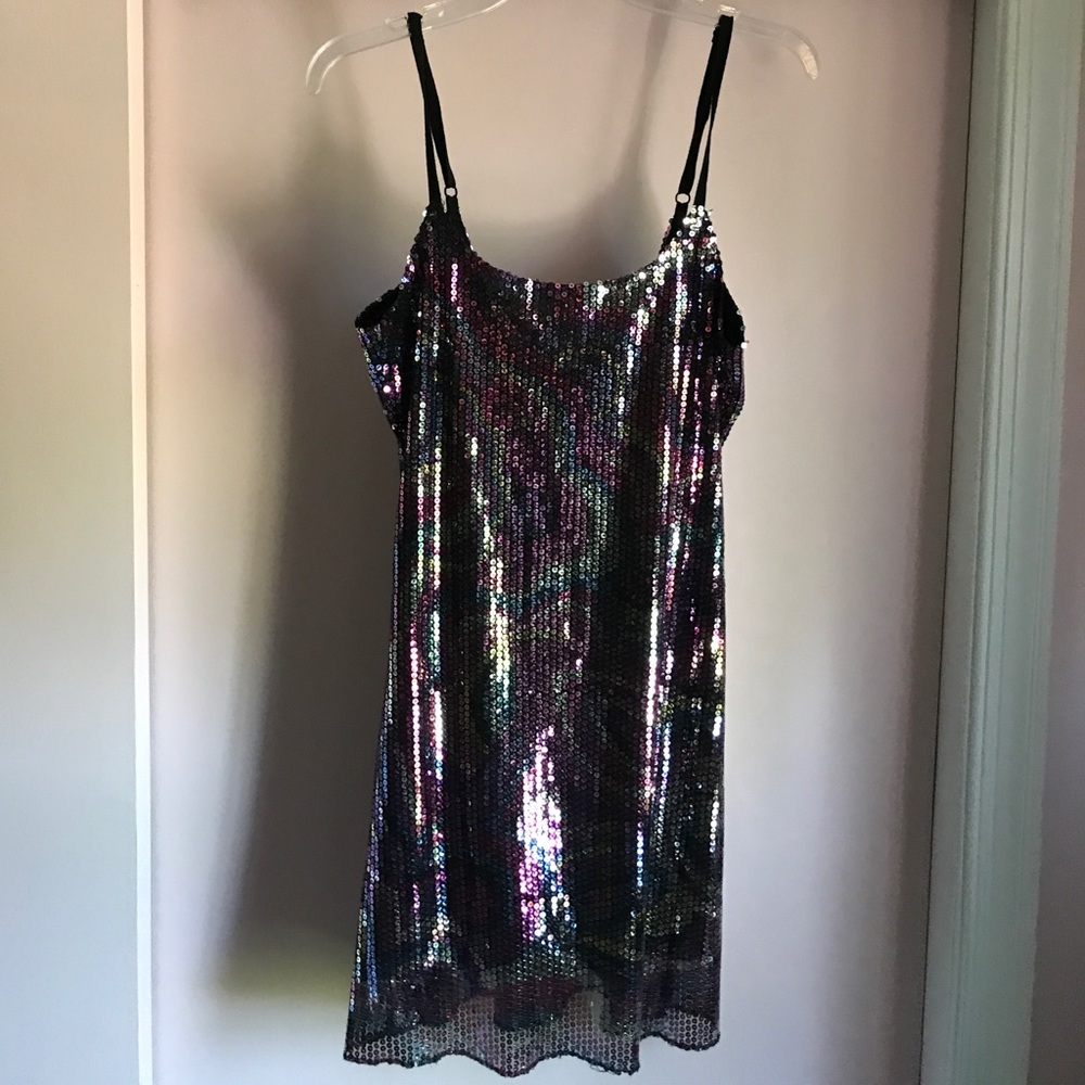 Multi colored sequenced tunic