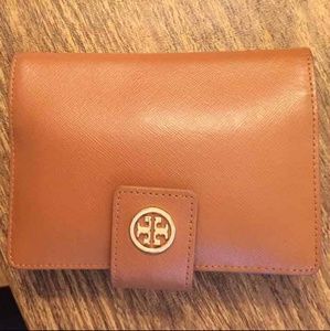 Tory Burch passport holder/wallet