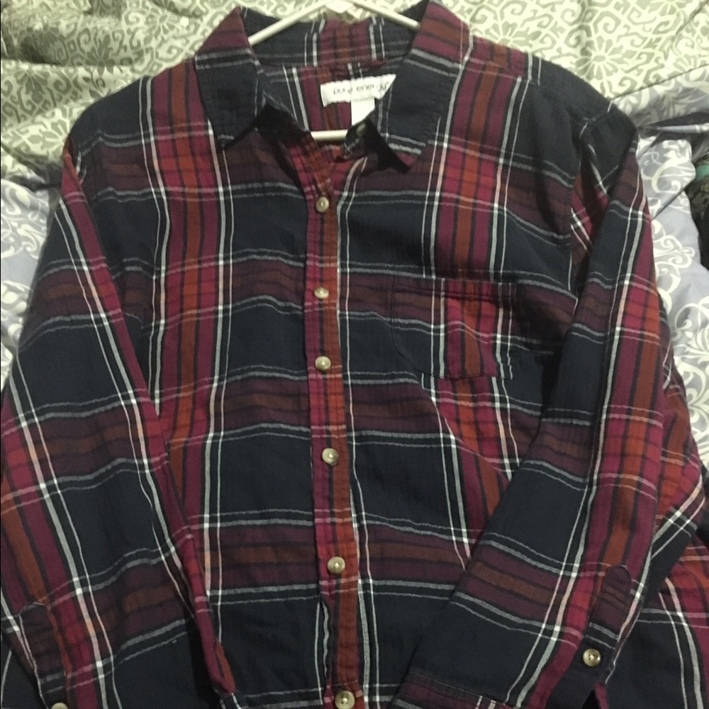 Women's long sleeved boyfriend style top