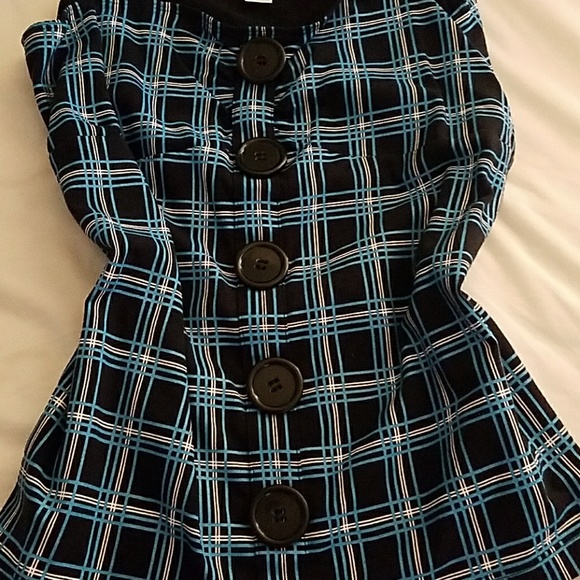 Shirt - Picture 2 of 3