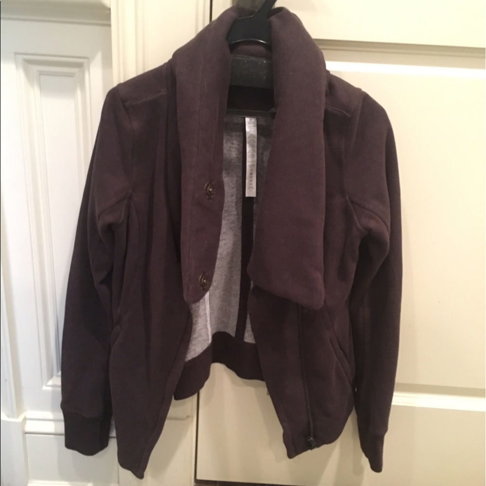 Lululemon brown jacket